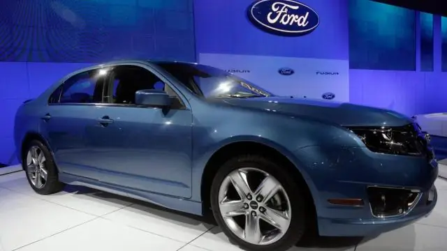 อ่างเก็บน้ำพวงมาลัยเพาเวอร์ของ Ford Fusion 2010 อยู่ที่ไหน?