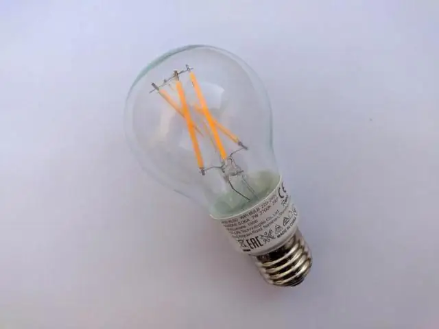 Wie viel Lumen hat eine 15W Glühbirne?