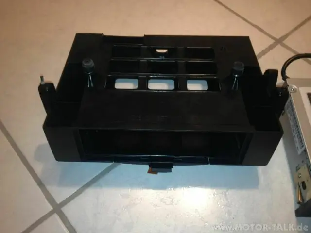 Apa itu CD changer di dasbor?