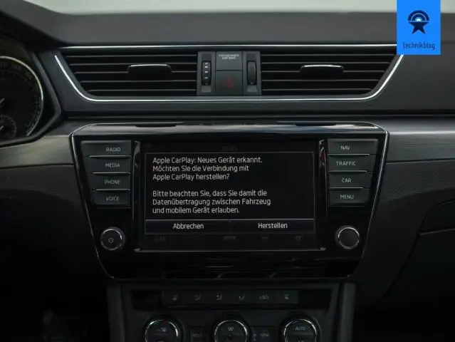 Bagaimanakah cara saya memainkan muzik melalui Apple CarPlay?